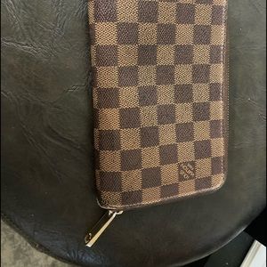 Louis Vuitton Authentic Wallet